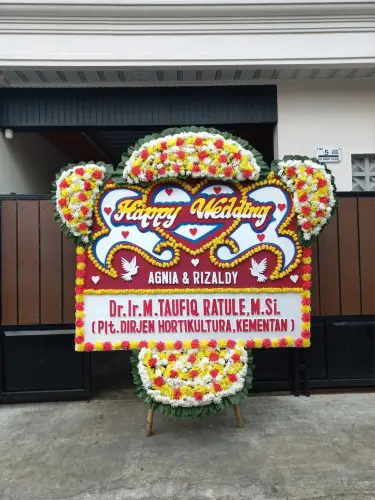 Papan Bunga Pernikahan nyambu
